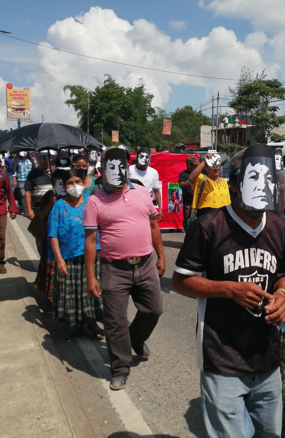 Campesinos protestan contra hidrelectricas y por la libertad de Bernardo​. Foto: Edith López Ovalle